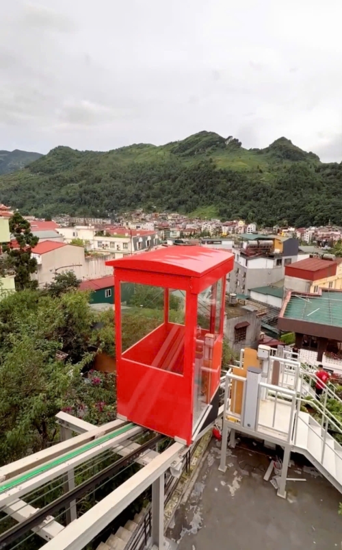 Thang máy ngoài trời 134_37a23def-3b5c-4b11-9c9c-ed56a22e9fb1.jpg